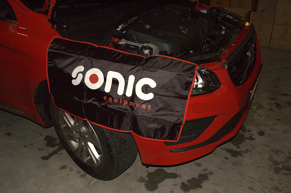 Non-slip fender protection cover (47570, SONIC)