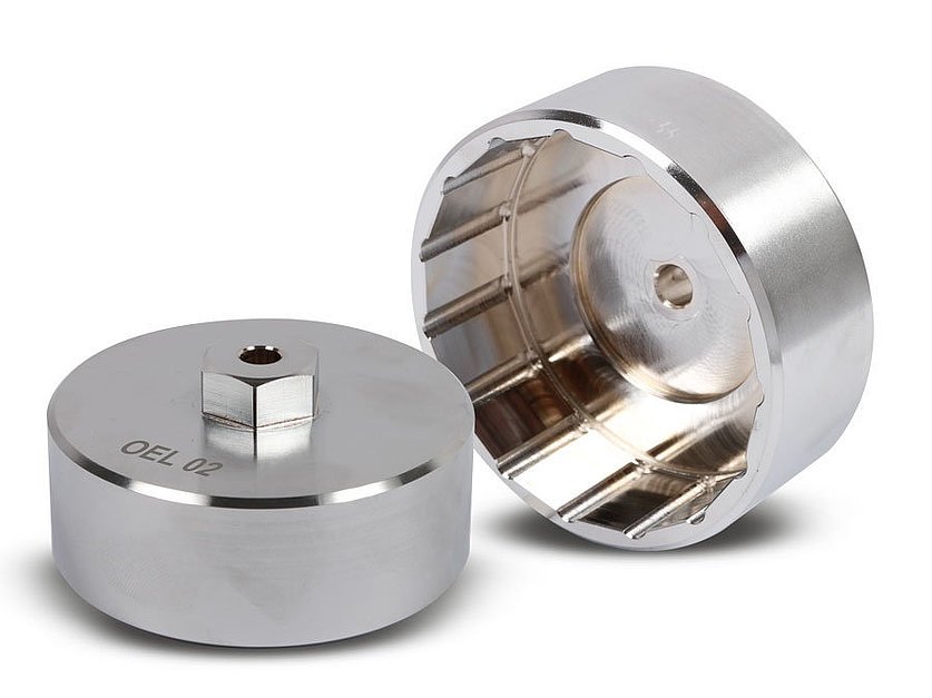 Frezuotas metalinis alyvos filtro raktas (Ø 74 mm; 15 briaunų ir griovelių) (400075_2, LEITENBERGER)