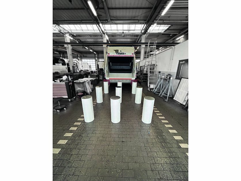 Pylons for calibrating the backup camera in accordance with UN ECE R158 (9 pcs.) (400212_1, LEITENBERGER)