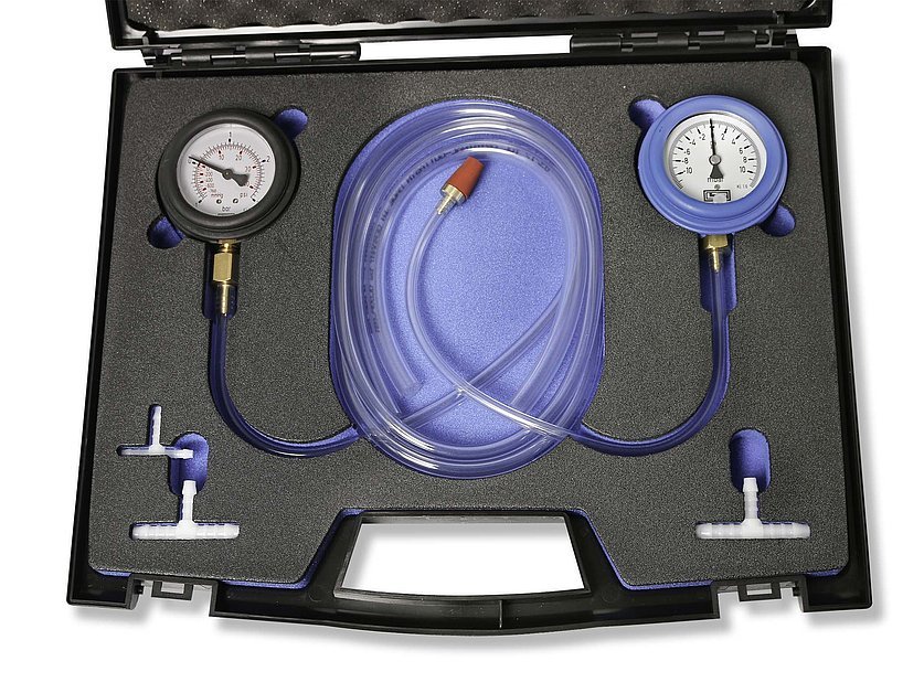 Turbo boost / differential pressure Tester (040404_1, LEITENBERGER)