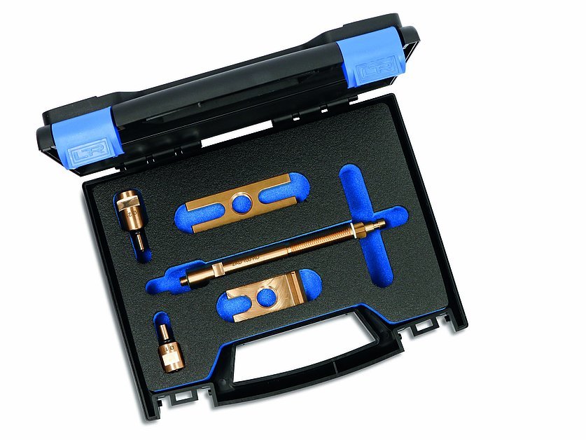 Test adapter set for compression and engine pressure loss devices (042836_1, LEITENBERGER)