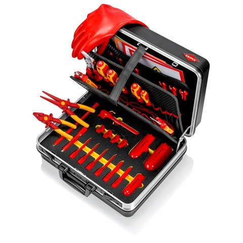 Tools and accessories for electrician workstations